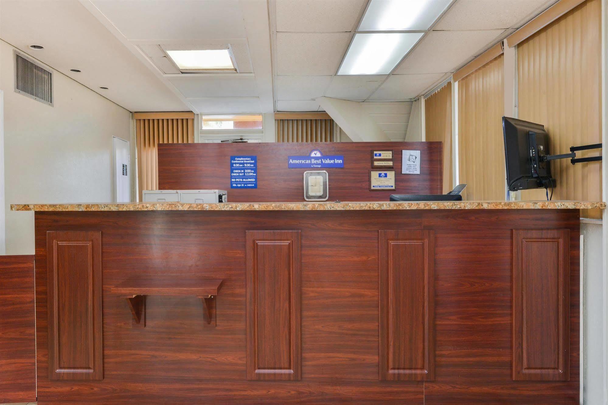 Americas Best Value Inn Sarasota Eksteriør billede